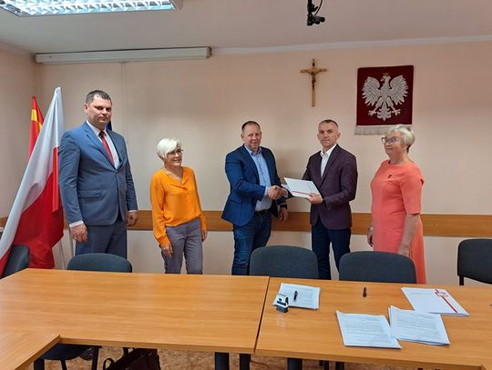 Krasnopol: Umowa na kolejną drogę powiatową za 5,5 mln zł