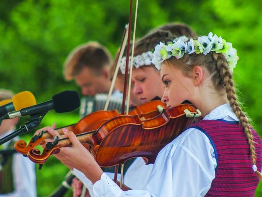 Nad Gaładusią prezentują się litewskie zespoły muzyczne