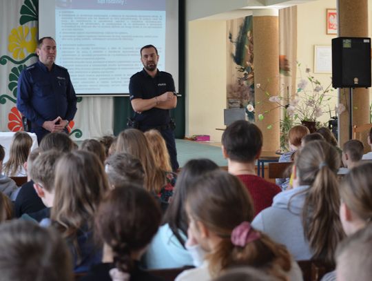 Puńsk: policjanci pogadali z uczniami z podstawówki