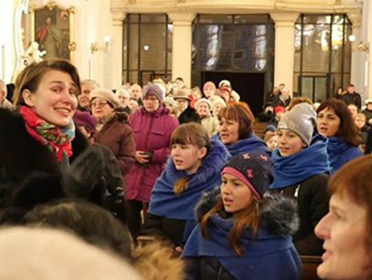 Sejny: w niedzielę w Bazylice koncert chóru i kolędowanie