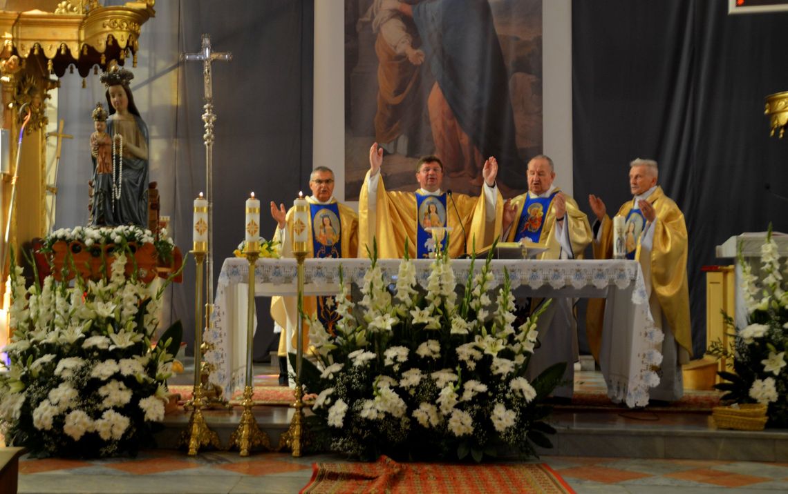 44. rocznica koronacji Cudownej Figury Matki Boskiej Sejneńskiej (galeria zdjęć, w tym archiwalne z kard. Karolem Wojtyłą)