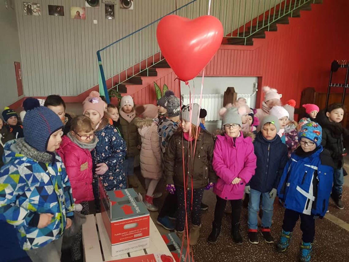 5 kartonów baterii zebrały dzieci w Ośrodku Kultury w Sejnach (foto)