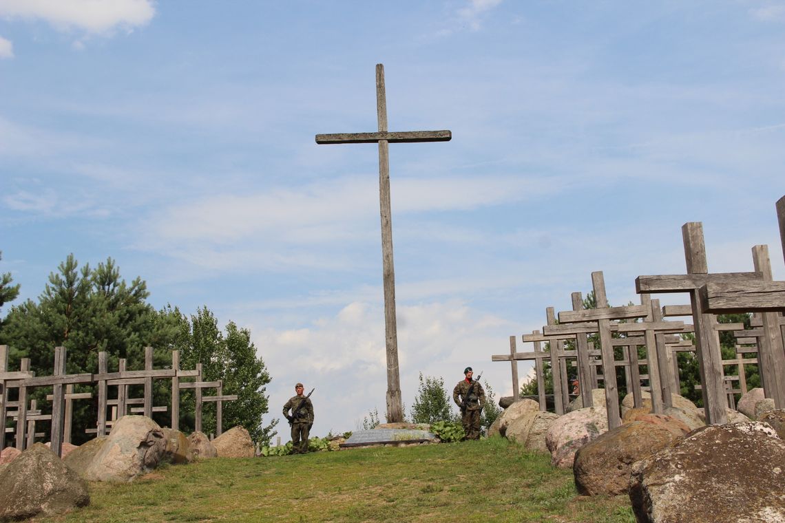 9-metrowy krzyż z Gib trafi do Puszczy Augustowskiej