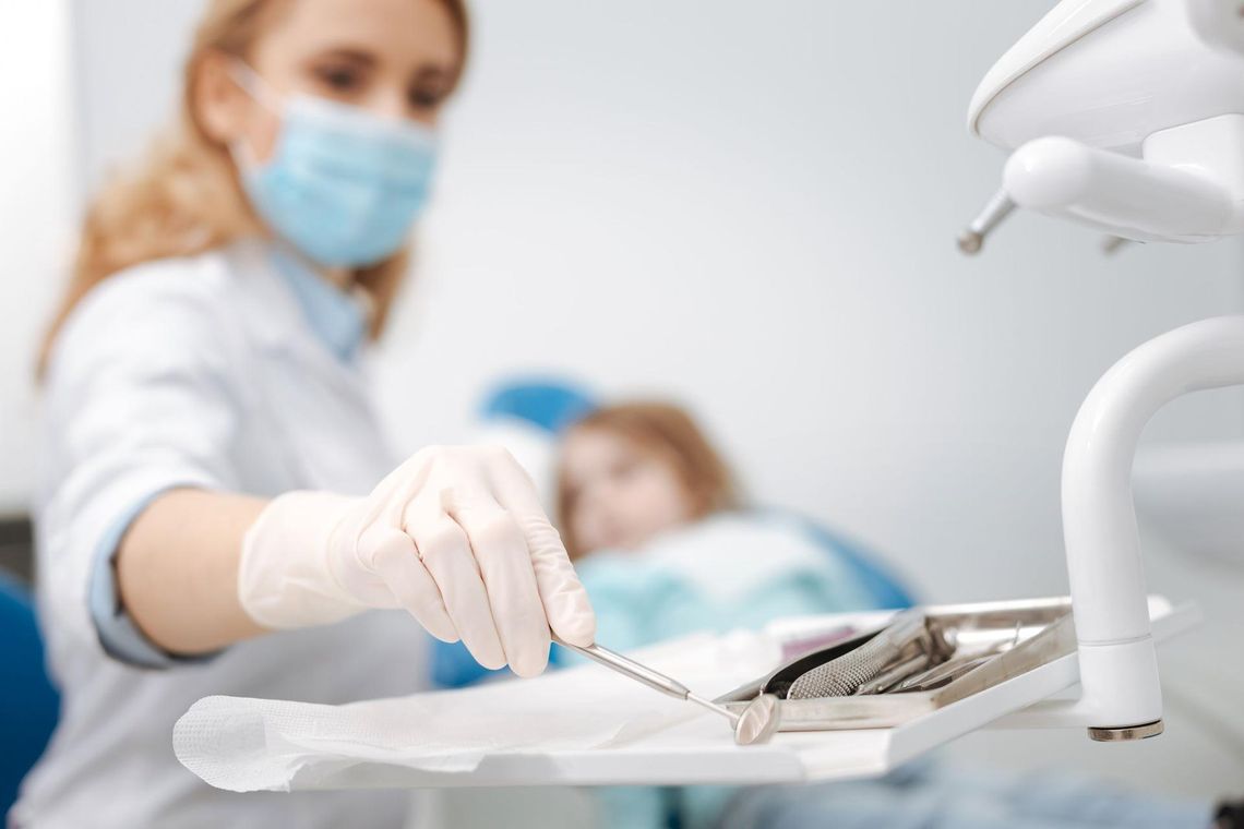 Powiat Sejneński: sprawdź gdzie możesz pójść do stomatologa w ramach umowy NFZ